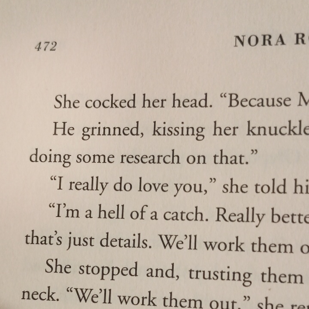 'Chasing Fire' by Nora Roberts, 472 pages - Picture 8 of 9